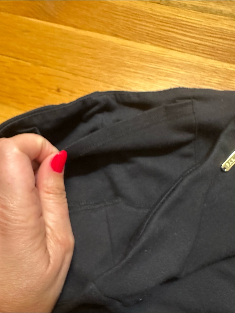 Fabletics Black Ponte Leggings with Gold Logo Tab - Picture 5 of 8